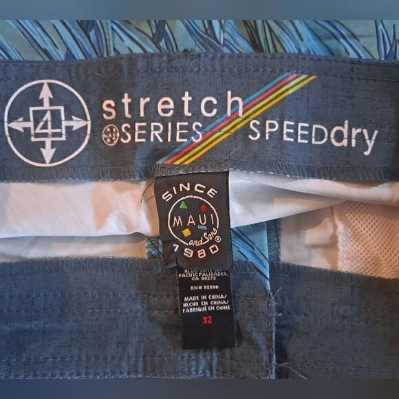 NWOT MAUI & SONS Mens Hydro Terrain Swim Trunks with pockets Size 32 (Small) - Picture 2 of 2